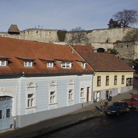 Varkapu Panzio Eger Luaran gambar