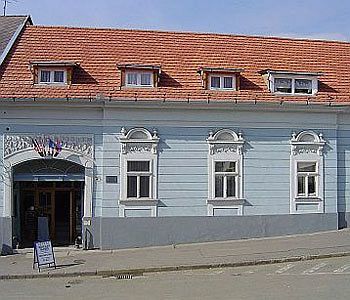 Varkapu Panzio Eger Luaran gambar